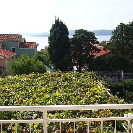 In 6930 * Orebić